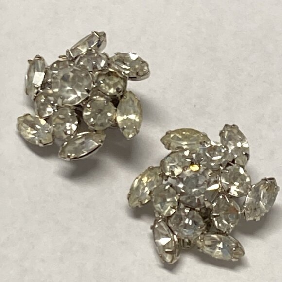 VTG Rhinestone Clip On Earrings Chunky Faux Sparkling Costume Diamond Flowers - Picture 1 of 8